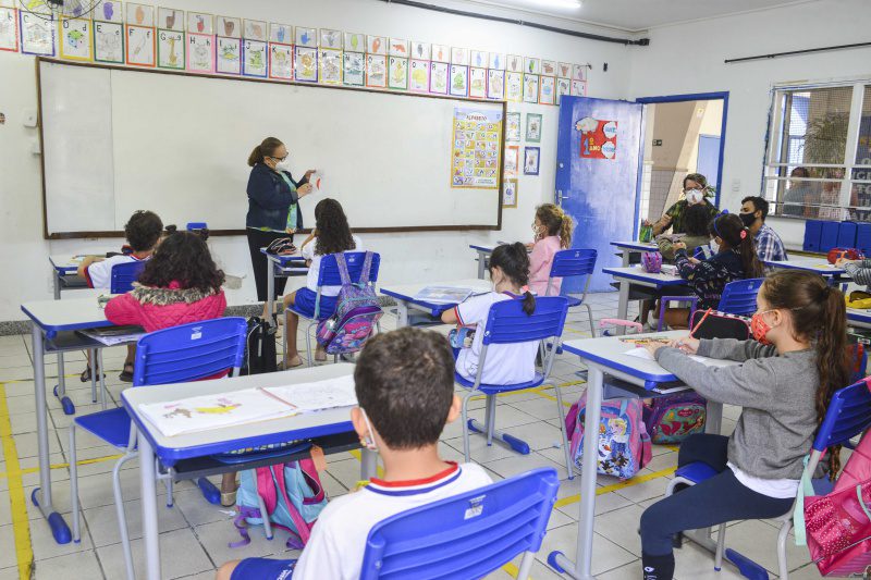 Volta às aulas: ano letivo na rede municipal de ensino de Vitória terá início no dia 7 de fevereiro