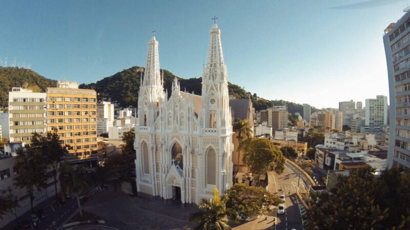 Moradores e turistas serão atendidos por profissionais capacitados para levar orientações sobre o Centro de Vitória