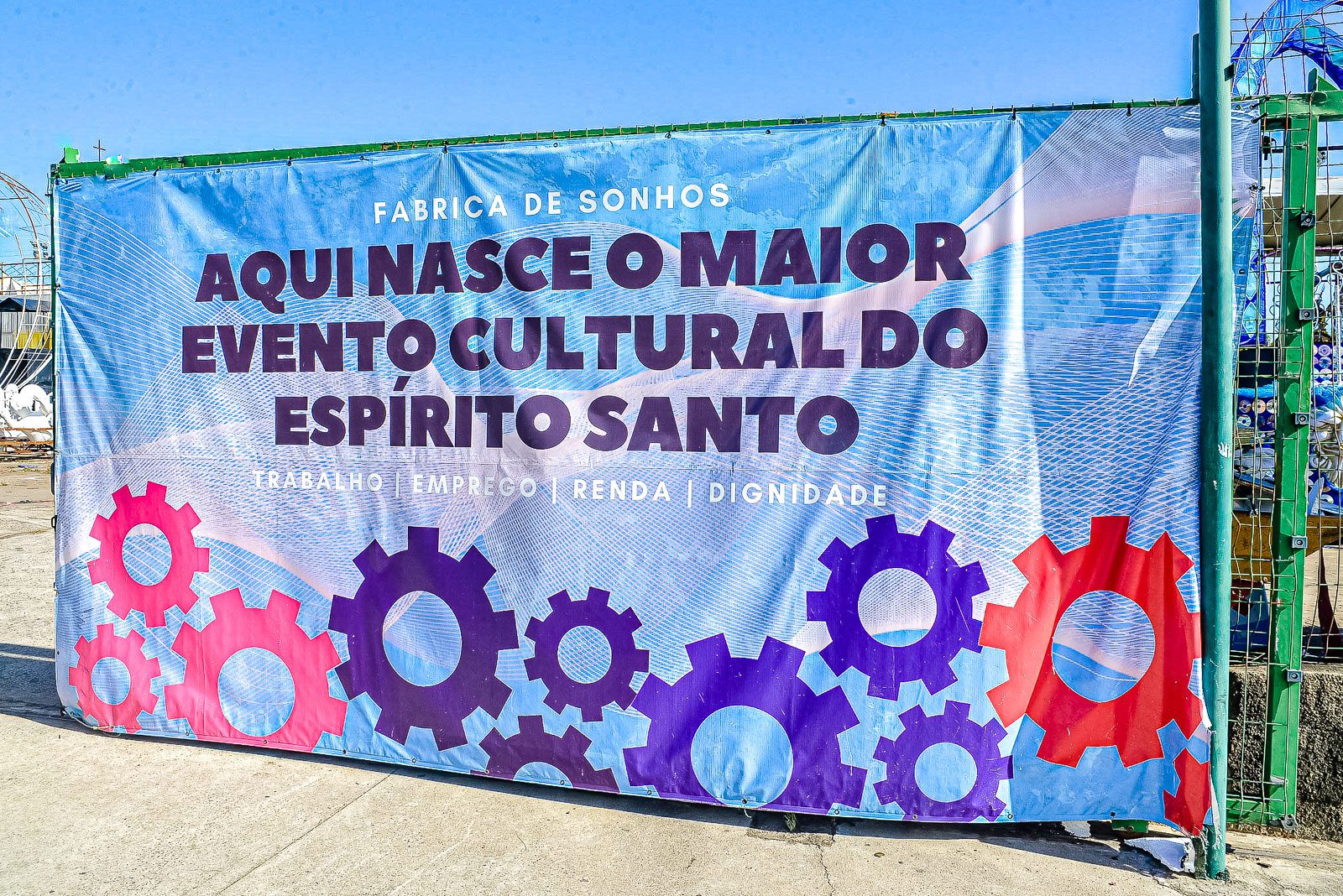 Carnaval de Vitória: escolas estão a todo vapor para festa no Sambão