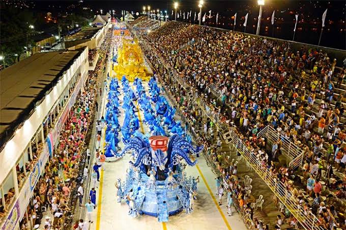 Carnaval de Vitória: brilho das apresentações está garantido com nova iluminação