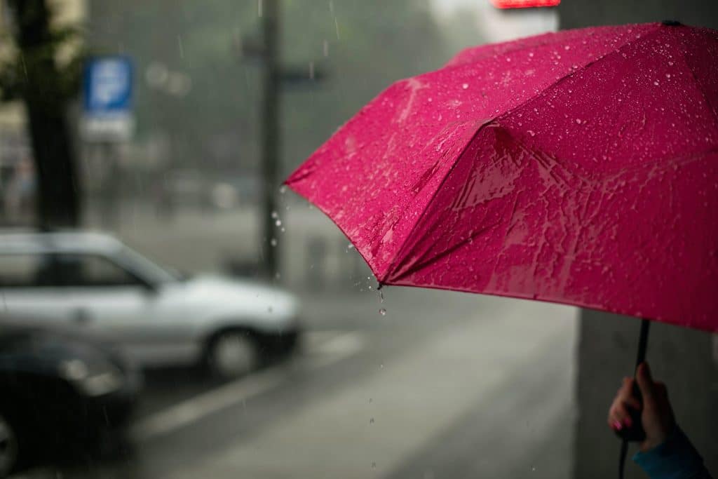 Chuvas: Espírito Santo recebe alerta de perigo para chuva forte e ventos intensos