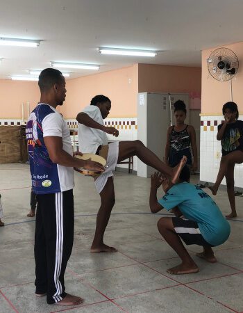 Adolescentes do Projovem participam de colônias de férias no recesso escolar