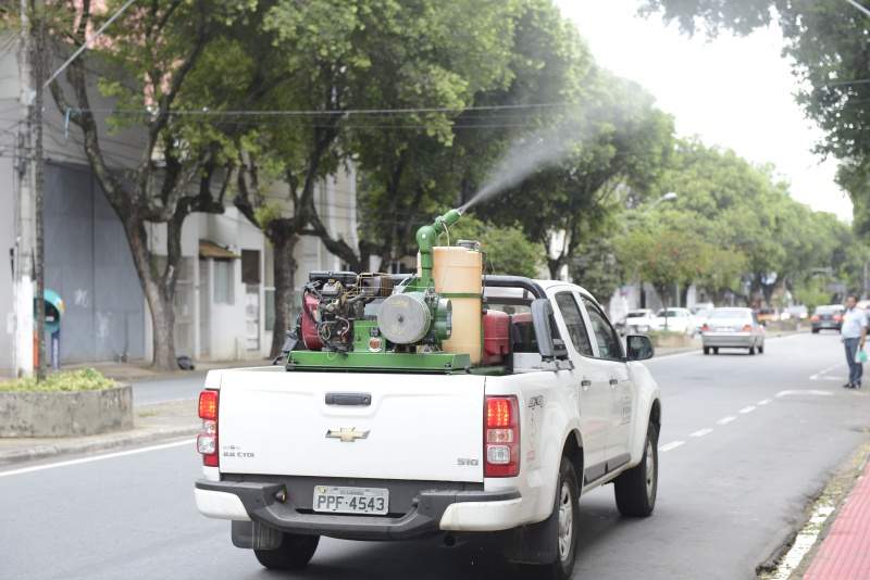 Fumacê reforça as ações de combate ao mosquito em Vitória