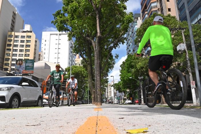 Prefeitura inaugura nova ciclovia da Avenida Rio Branco