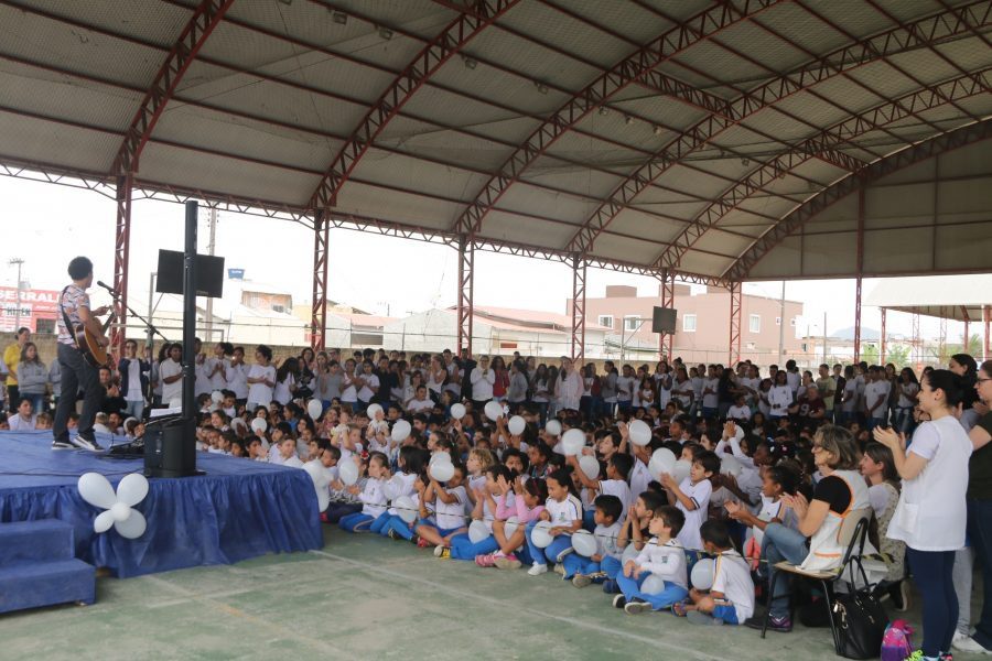 Vitória realiza seminário especial de promoção à cultura de paz nas escolas