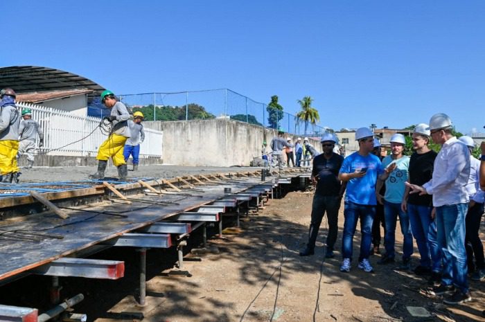 Orla de São Pedro tem obras avançadas e começa a receber novos deques