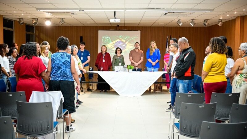 Vitória forma novos profissionais através de projeto de qualificação