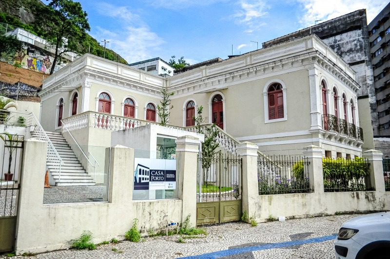 Exposição “Cidade Ateliê” na Casa Porto tem prorrogação até o próximo dia 08