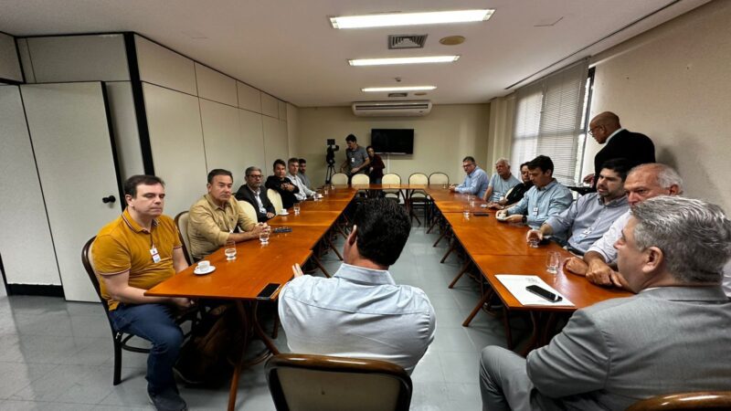 Locadoras de veículos são beneficiadas por projeto de lei que diminui taxas de emplacamento, aprovado em assembleia