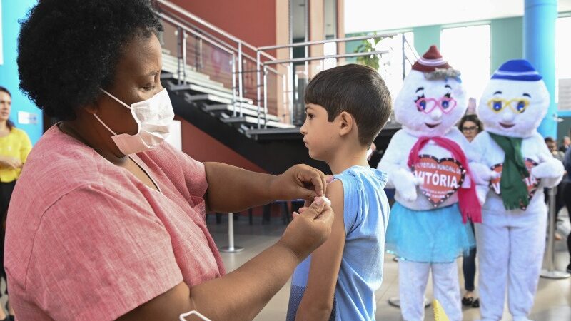 Dia D de Multivacinação em 11 Unidades de Saúde de Vitória é Destaque no Sábado (2)