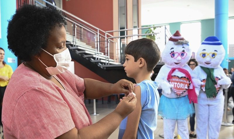 Sucesso na Multivacinação: mais de 11 mil jovens imunizados em Vitória