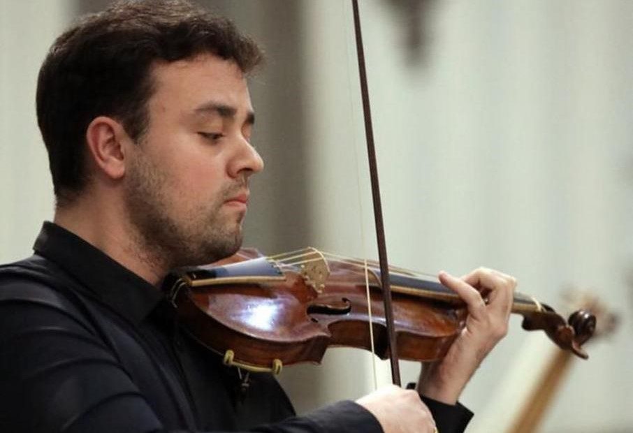 Orquestra capixaba encerra turnê com apresentação em igreja histórica do Centro