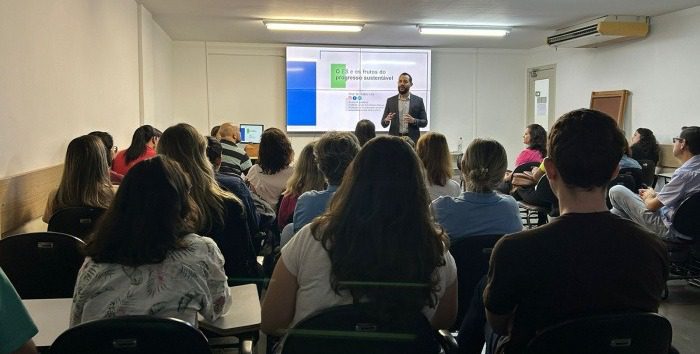 Debate sobre Políticas Públicas em Assistência Social na Capital: Seminário em Destaque