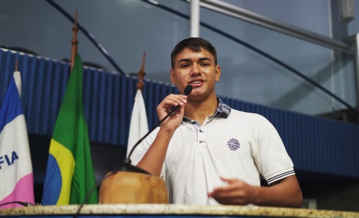 Câmara de Vitória Aprova Adição do Símbolo da Síndrome de Down em Placas de Prioridade