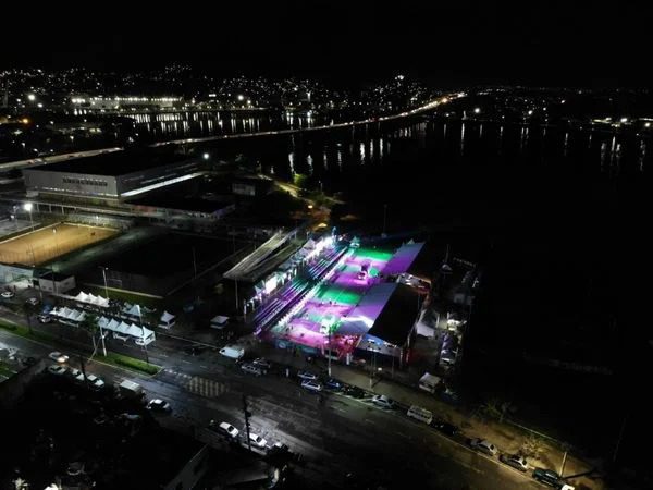 Até 2025, Vitória se prepara para inaugurar sua própria Cidade do Samba, prometendo um novo cenário vibrante para as celebrações carnavalescas