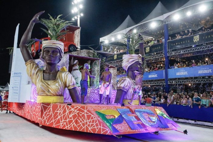 Aquecimento para o Carnaval 2024: Ensaio Técnico Animando os Sambistas no Espírito Santo