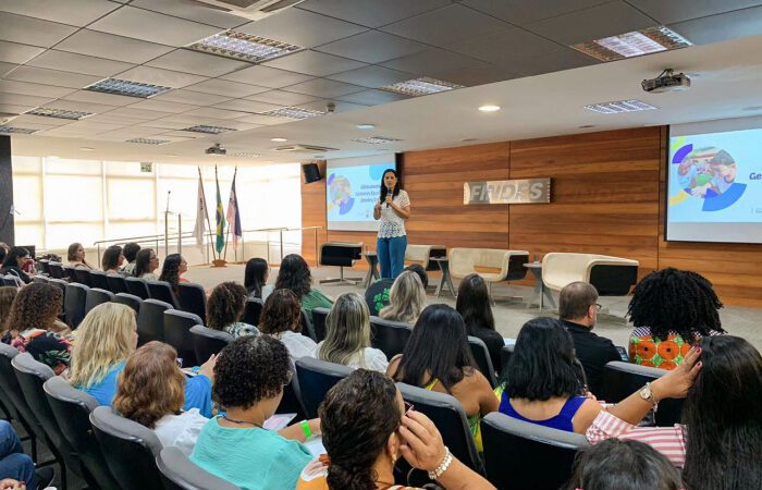 Educação reúne diretores escolares para dialogar sobre o ano letivo de 2024