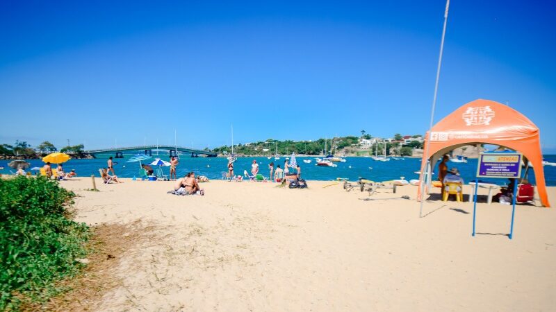 Abrigo para pessoas em situação de rua terá momento de lazer na praia