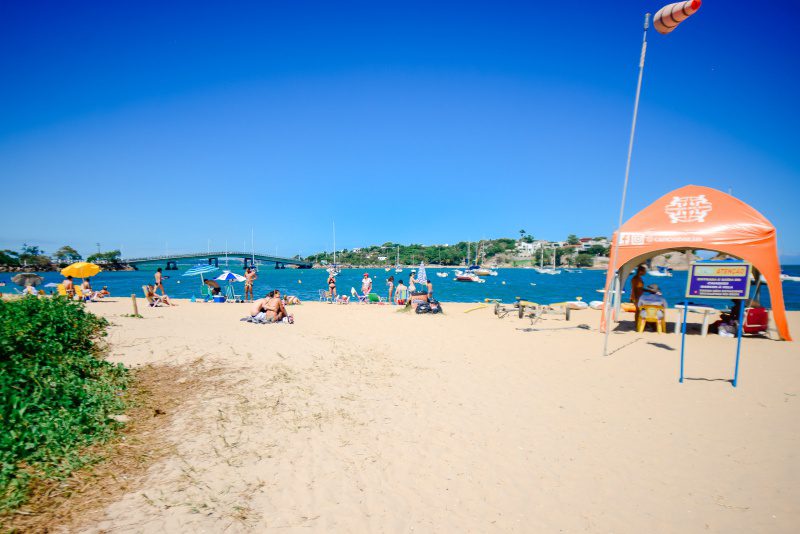 Abrigo para pessoas em situação de rua terá momento de lazer na praia