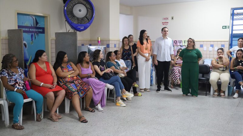 Prefeito acompanha retorno dos profissionais da educação às atividades letivas