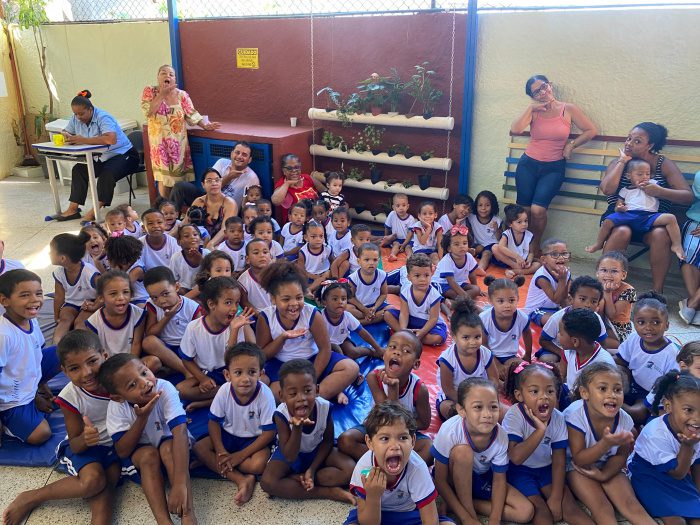 Crianças da educação infantil têm manhã de aprendizados sobre água e nascentes