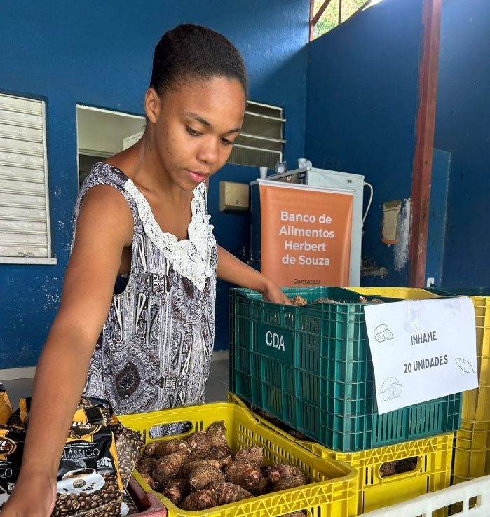 Nutrição: Banco de alimentos distribui produtos da agricultura familiar