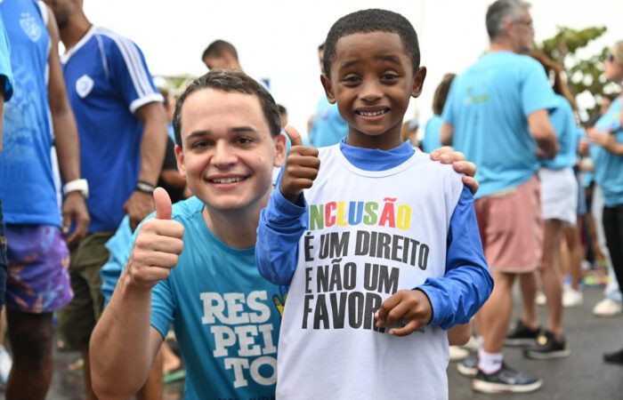 Caminhada da Amaes reforça a importância da conscientização sobre o autismo