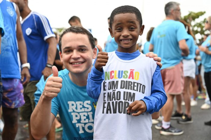 Caminhada da Amaes reforça a importância da conscientização sobre o autismo