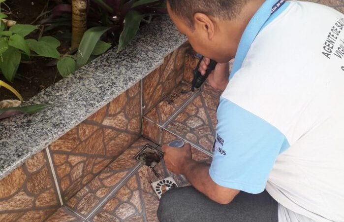 Mutirão de combate à dengue visita quase 700 imóveis em Maria Ortiz