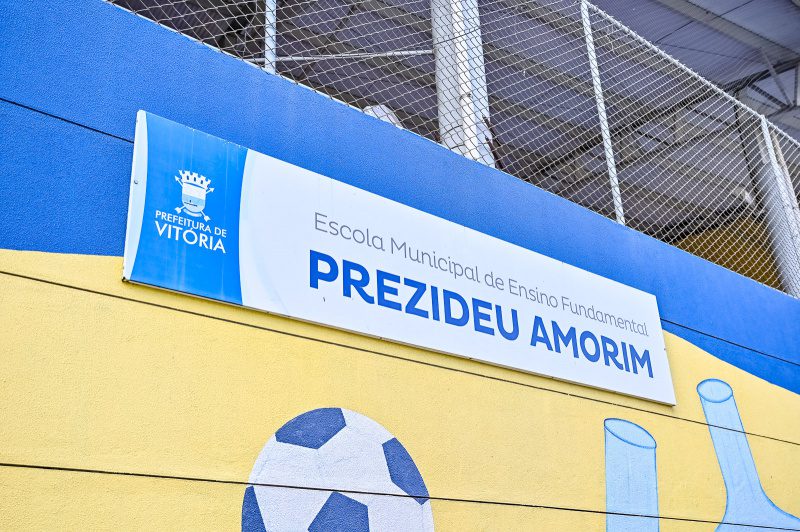 Vitória convoca profissionais para atuarem na rede de ensino municipal