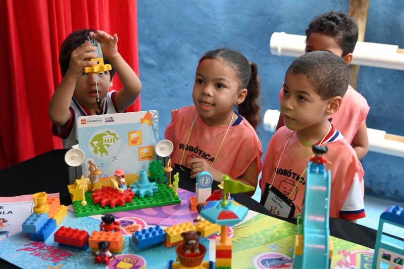 Inovação: crianças da capital apresentam projetos de robótica utilizando Lego