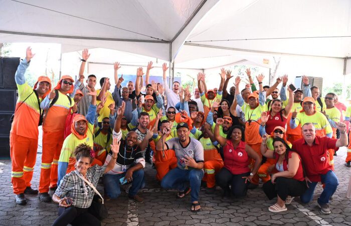 Prefeitura de Vitória celebra o Dia Nacional do Profissional de Limpeza Urbana