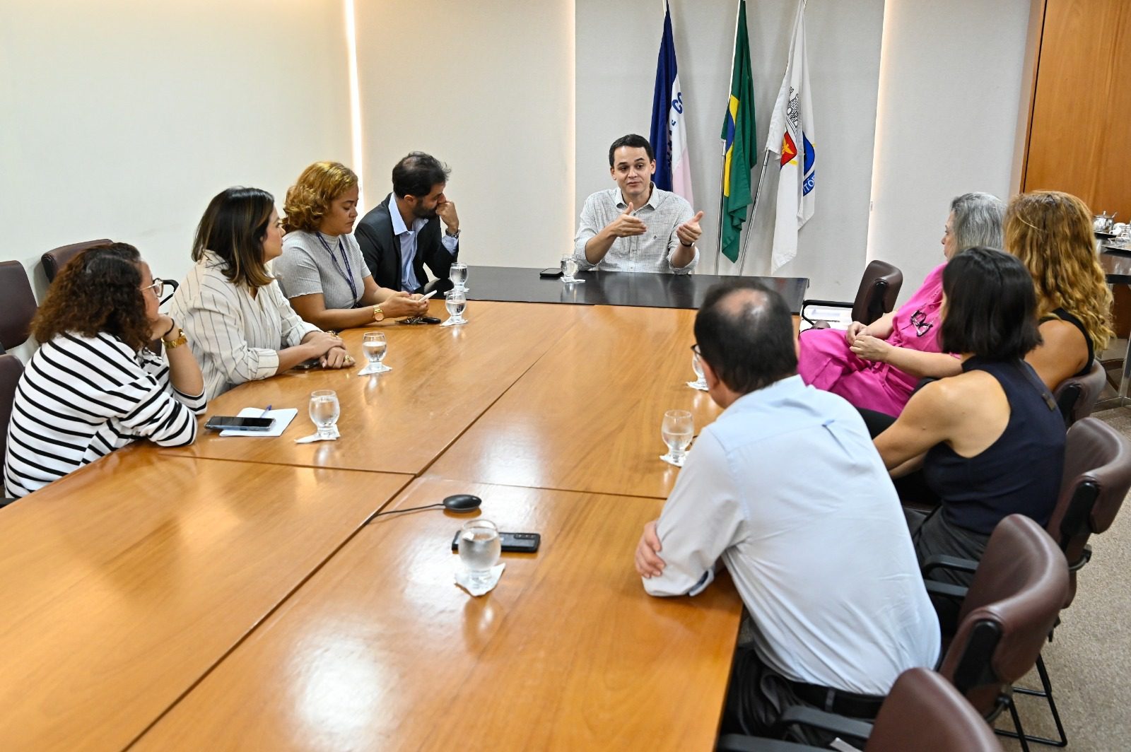 Mais proteção às mulheres: Pazolini se reúne com Juíza e Promotoras visando fortalecimento de políticas publicas