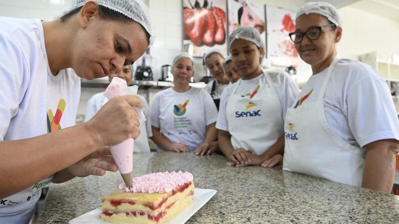 Qualificação: Vitória oferta cursos para áreas com grande demanda de mão-de-obra