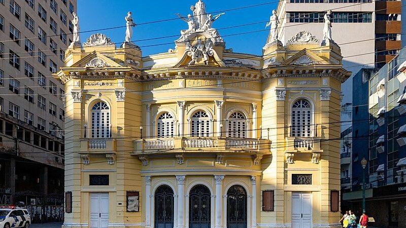 Teatro Carlos Gomes: Uma Joia da Arquitetura e da Cultura Capixaba