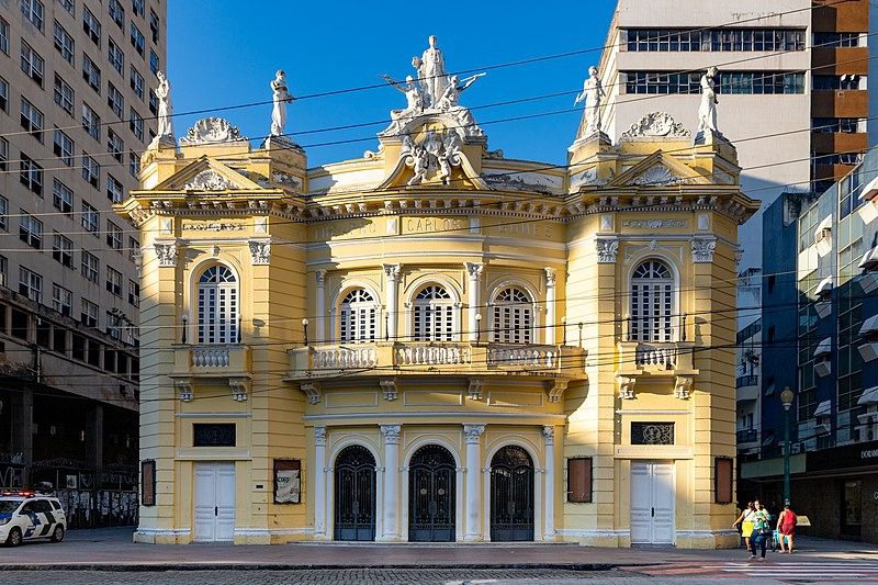 Teatro Carlos Gomes: Uma Joia da Arquitetura e da Cultura Capixaba