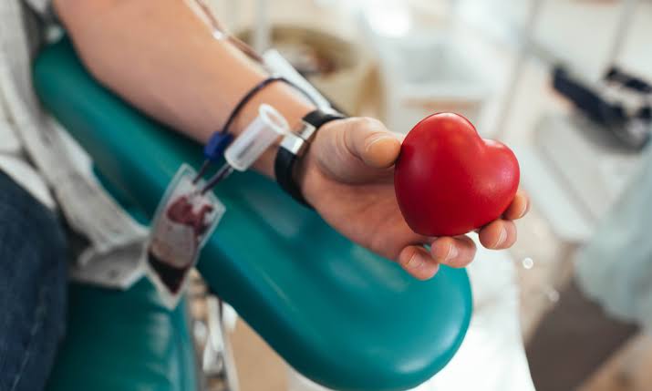 Hemoes Organiza Coleta de Sangue em Shopping para Reabastecer Estoques