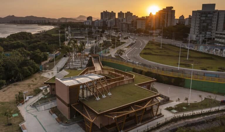 Novo parque na orla de Camburi será inaugurado nesta semana