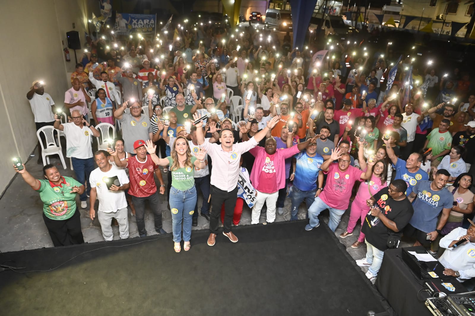 Carnavalescos manifestam apoio à reeleição de Pazolini durante Encontro do Samba