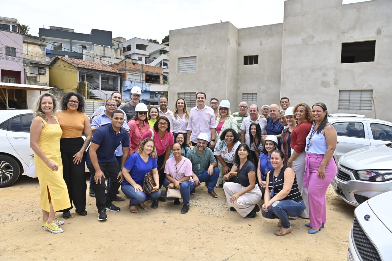 Pazolini visita obras do CRAS e Unidade de Saúde de Santo Antônio que estão com 50% das obras concluídas